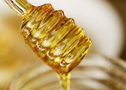 Mierea de albine in ingrijirea parului 